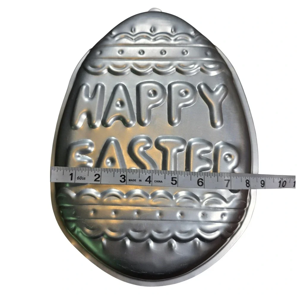 Vintage Wilton 1983 Happy Easter Egg and Bunny Rabbit Aluminum Cake Pan Set 2pc
